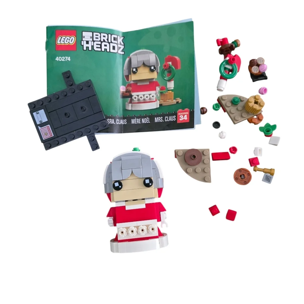 LEGO BrickHeadz Mrs. Claus #40274 – Retired Collectible Set